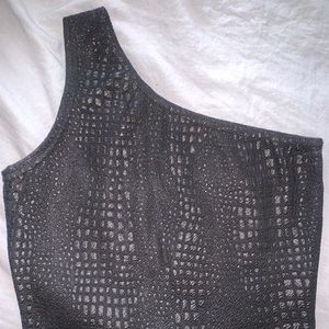 PrettyLittleThing Mini One Shoulder Crop Top